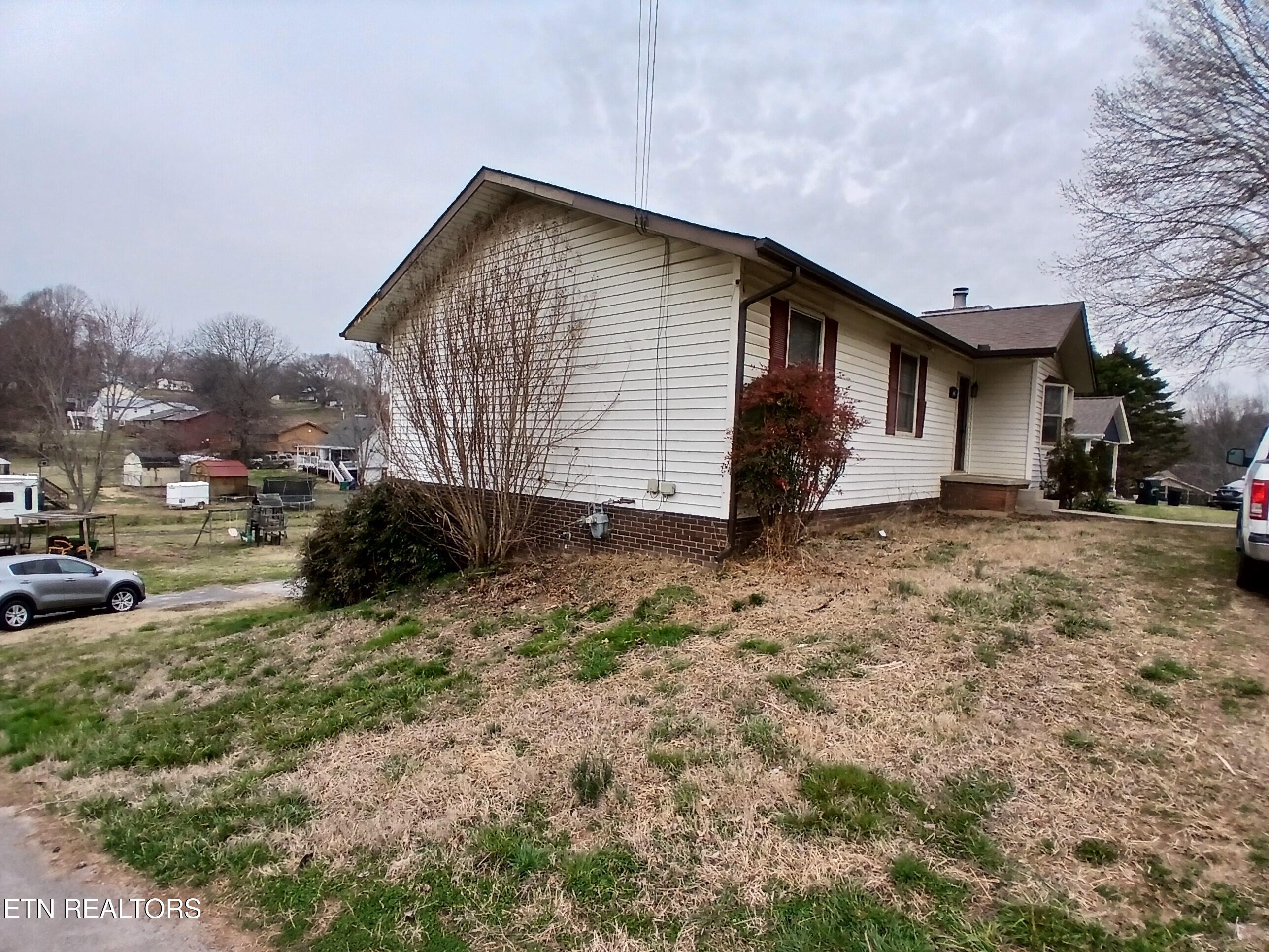 405 Panther Springs Road Morristown, TN 37814 - Photo 2 of 24 20250313_100221