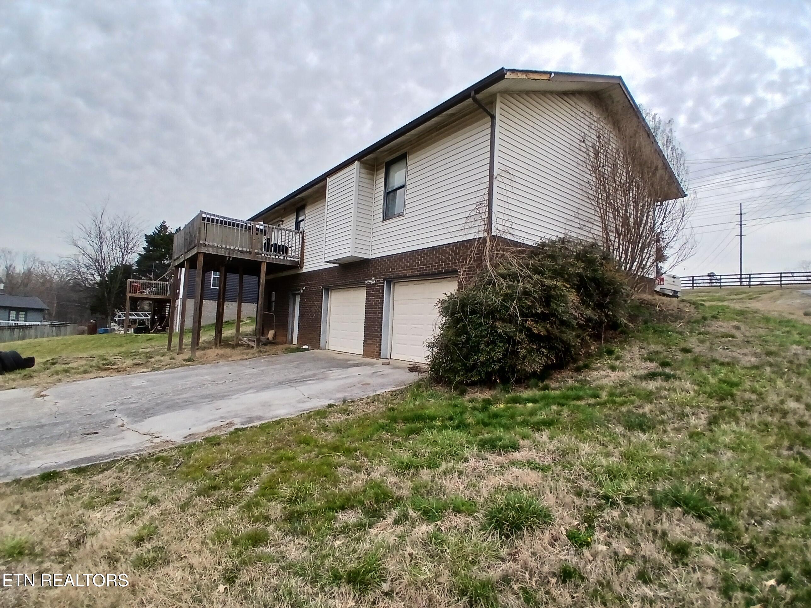 405 Panther Springs Road Morristown, TN 37814 - Photo 4 of 24 20250313_100308