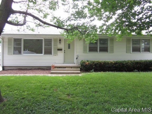 39 Radcliff Road Springfield, IL 62703 - Photo 1 of 21