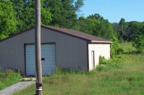 14340 Church Road Hudson, MI 49247 - Photo 3 of 7 948603-2.JPG