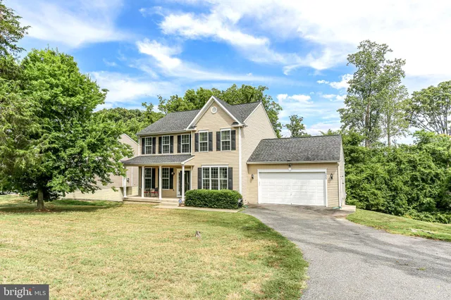 $2,800 | 1623 Lafayette Boulevard, Fredericksburg, VA 22401