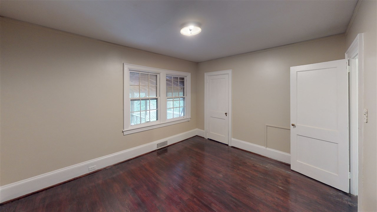 111 Berkshire Road Raleigh, NC 27608 - Photo 14 of 25 Photo 14