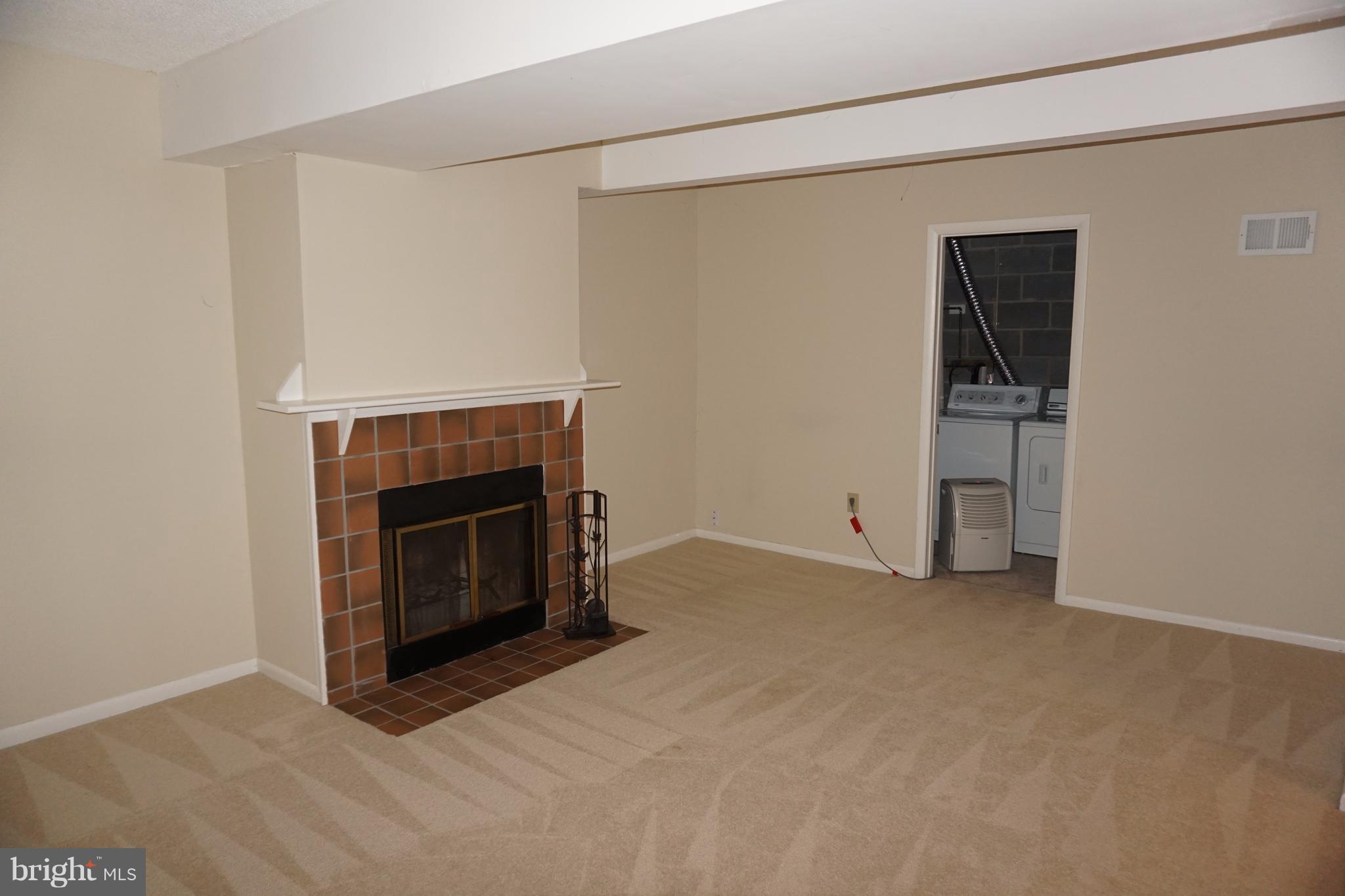 5459 Vantage Point Road, Unit 14 Columbia, MD 21044 - Photo 20 of 30 Family Room