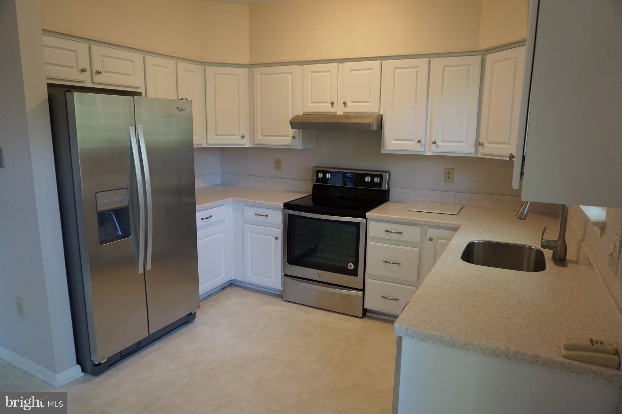 5459 Vantage Point Road, Unit 14 Columbia, MD 21044 - Photo 8 of 30 Kitchen