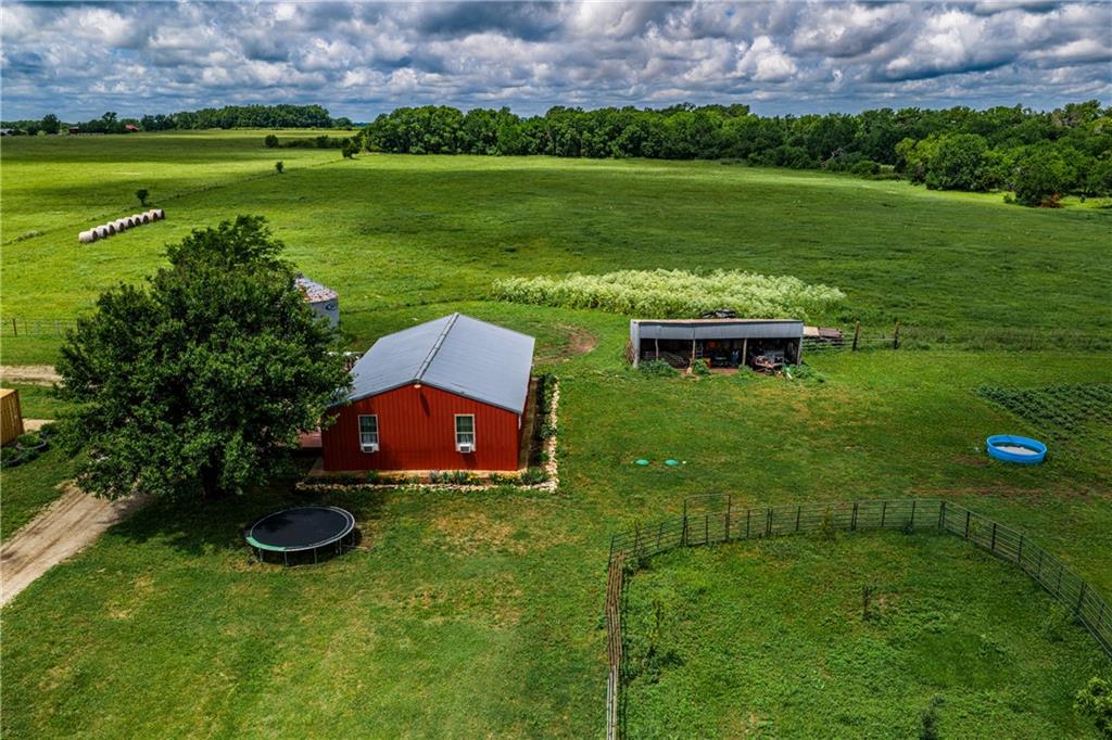 4038 Lee Road Mound City, KS 66056 - Photo 6 of 75