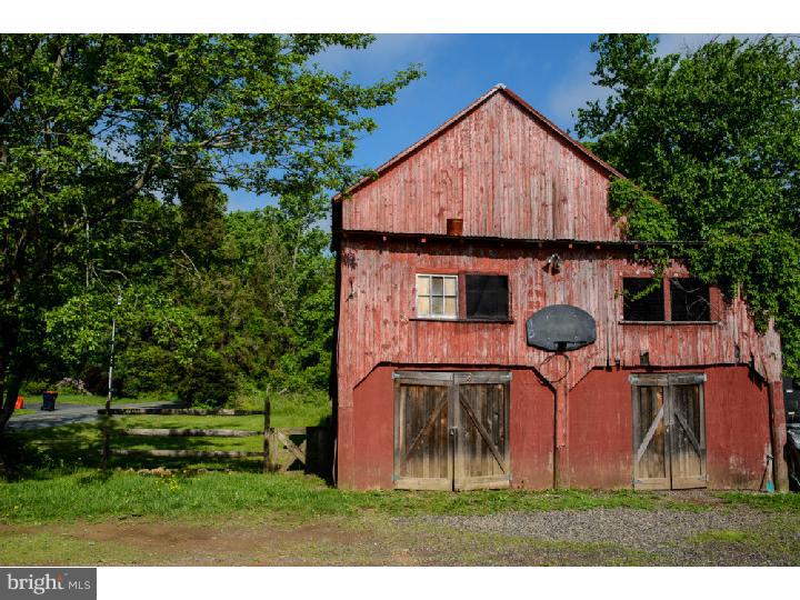 1980 Upper Ridge Road Green Lane, PA 18054 - Photo 18 of 19
