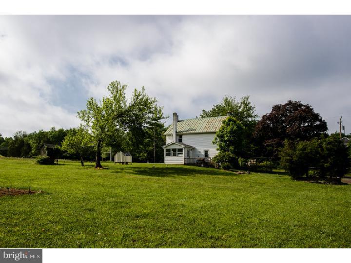 1980 Upper Ridge Road Green Lane, PA 18054 - Photo 5 of 19 Exterior