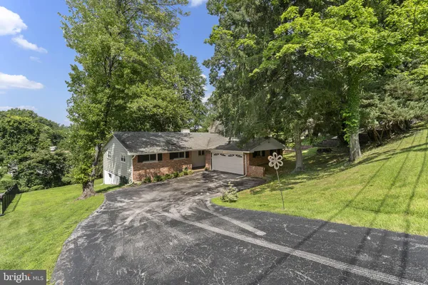 $489,000 | 262 Lantern Lane, Conshohocken, PA 19428