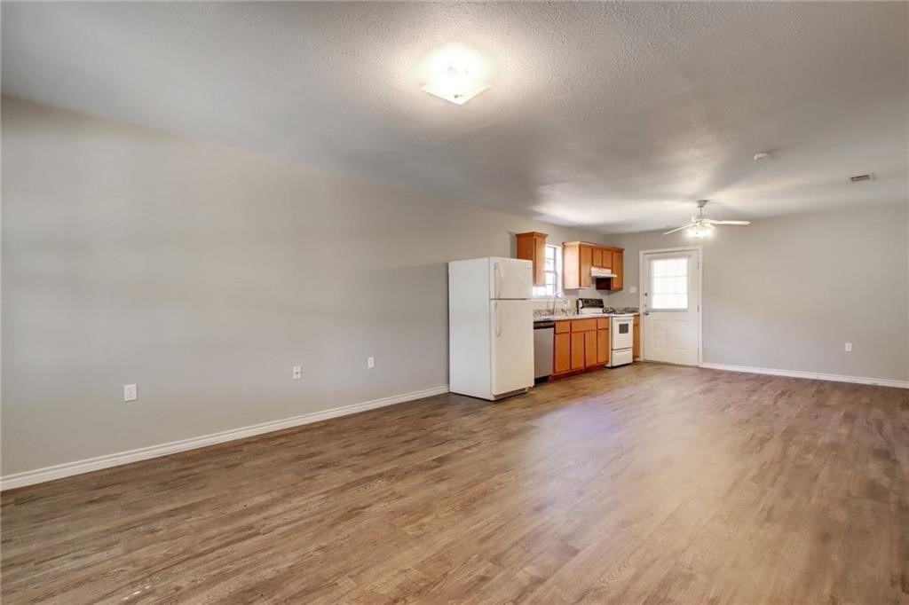200 Hall Street, Unit B Elgin, TX 78621 - Photo 3 of 8