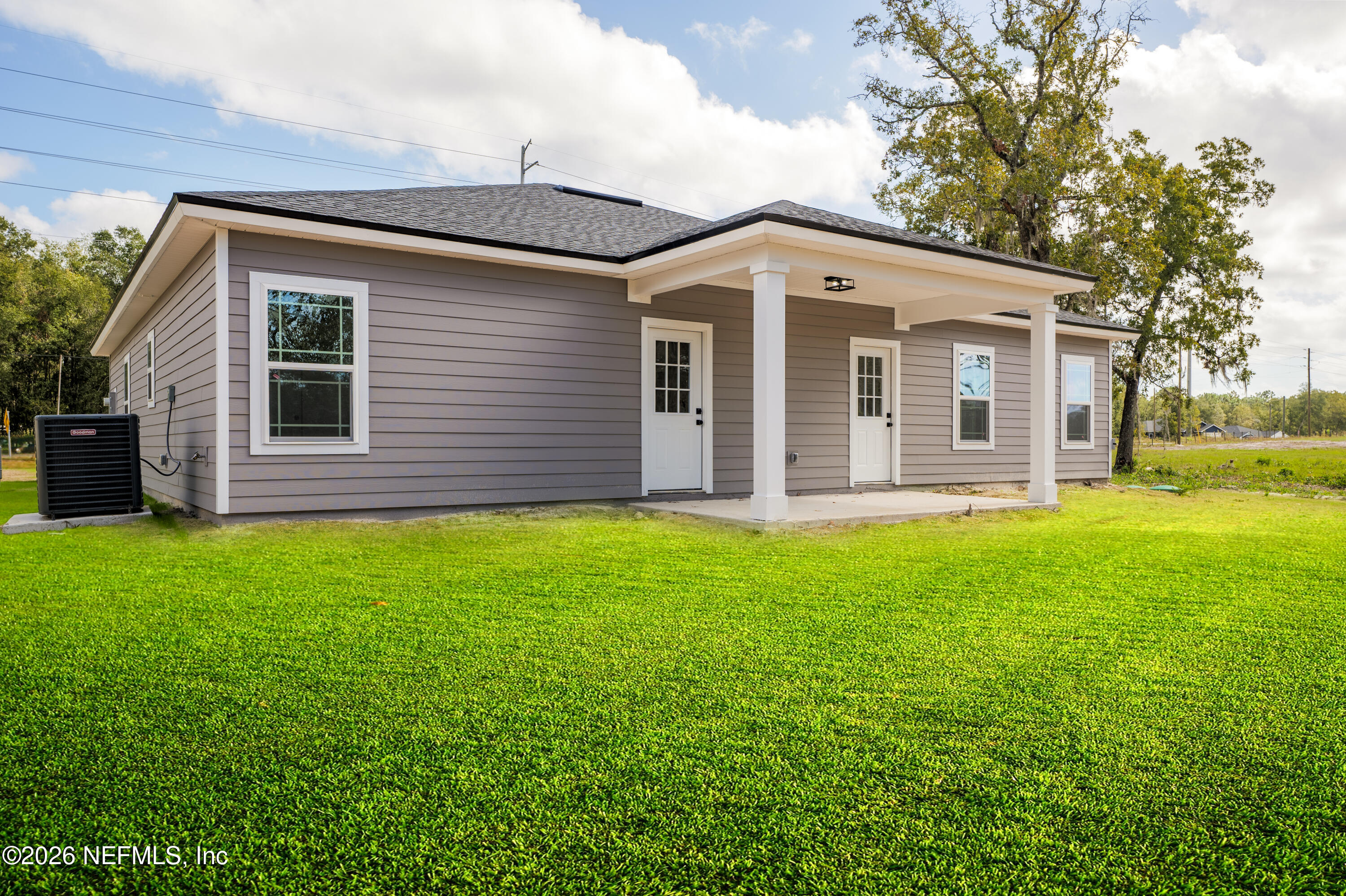 2475 Violet Way Middleburg, FL 32068 - Photo 15 of 30 4588SE8thAveMelroseFL-28