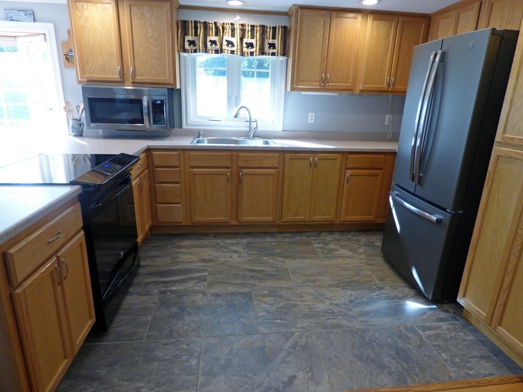 48 Claverack Road Whately, MA 01373 - Photo 8 of 36 Gallery Image 8
