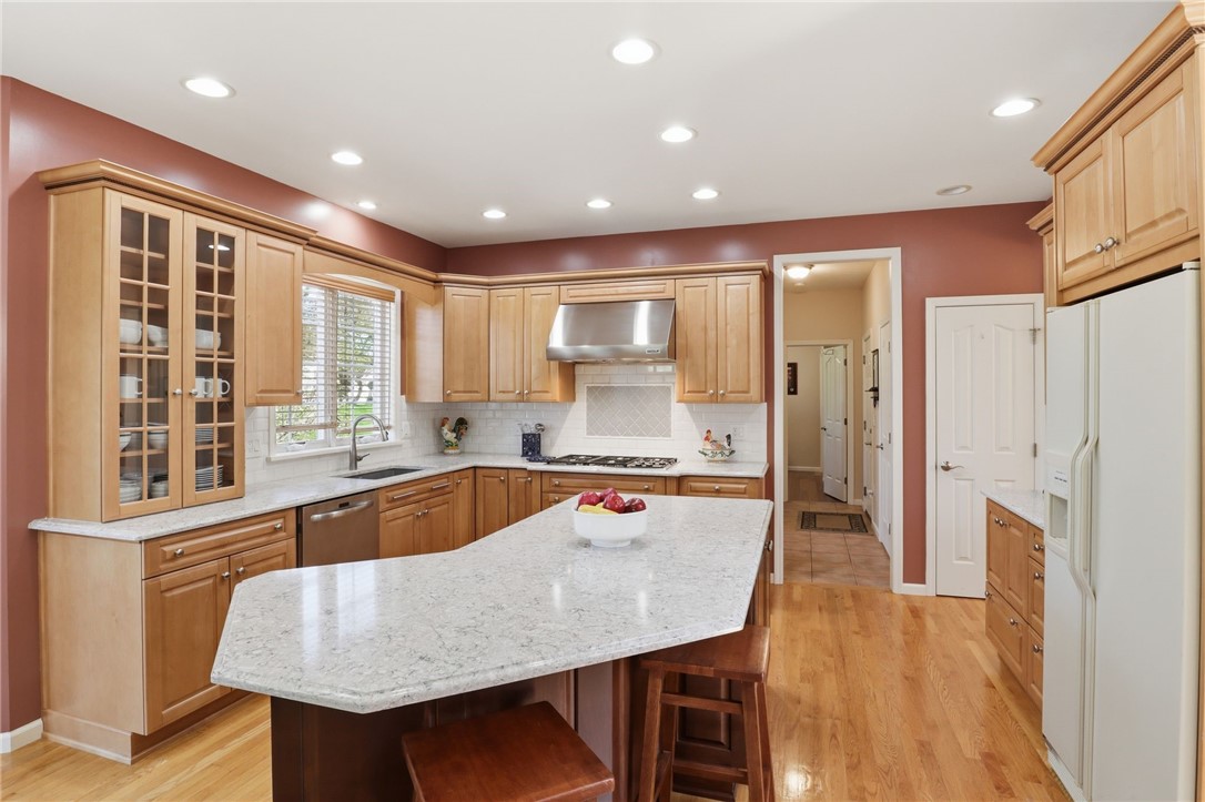 6988 Hackney Circle Victor, NY 14564 - Photo 16 of 47