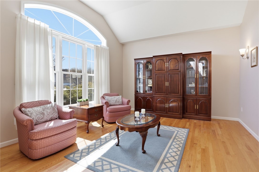 6988 Hackney Circle Victor, NY 14564 - Photo 8 of 47