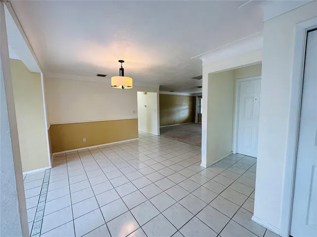 $2,600 | 13613 87th Avenue, Seminole, FL 33776