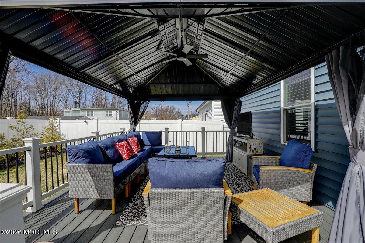 174 Church Street Keyport, NJ 07735 - Photo 27 of 38 37-Deck
