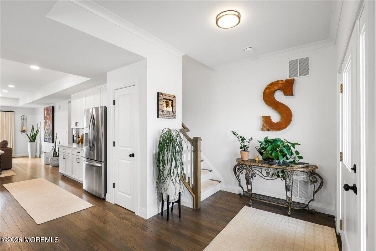 174 Church Street Keyport, NJ 07735 - Photo 6 of 42 11-Foyer