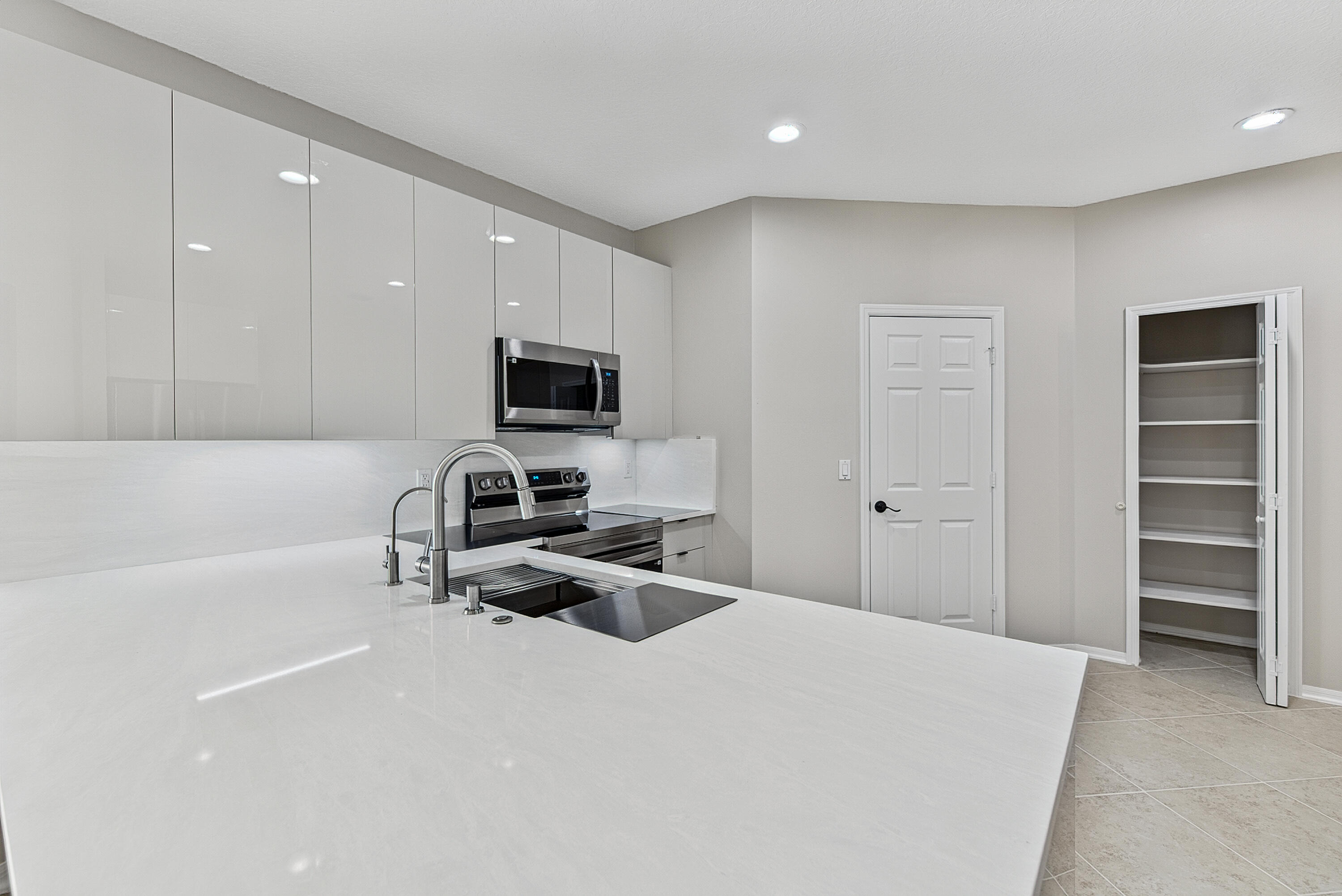12325 Cascades Pointe Drive Boca Raton, FL 33428 - Photo 14 of 67 schirling-28