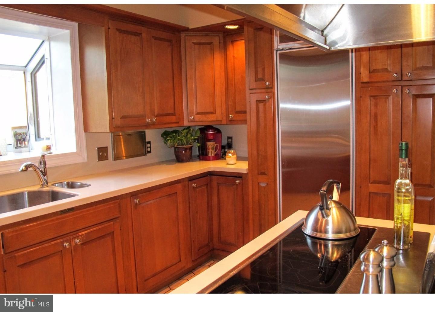 1545 Valley Road Lancaster, PA 17603 - Photo 13 of 24 Kitchen