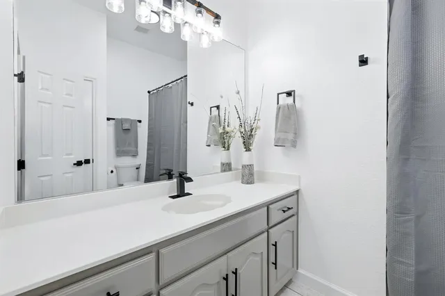 $447,900 | 10121 Red Bluff Lane, Fort Worth, TX 76177