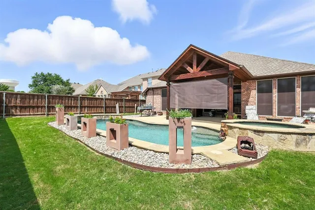 $447,900 | 10121 Red Bluff Lane, Fort Worth, TX 76177