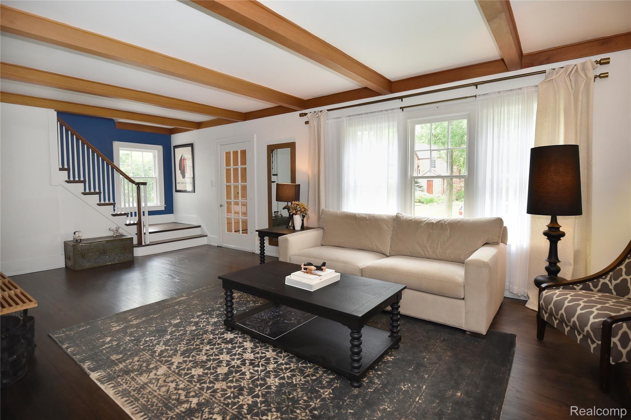 27 Hanover Road Pleasant Ridge, MI 48069 - Photo 4 of 36 27 Hanover_05.JPG