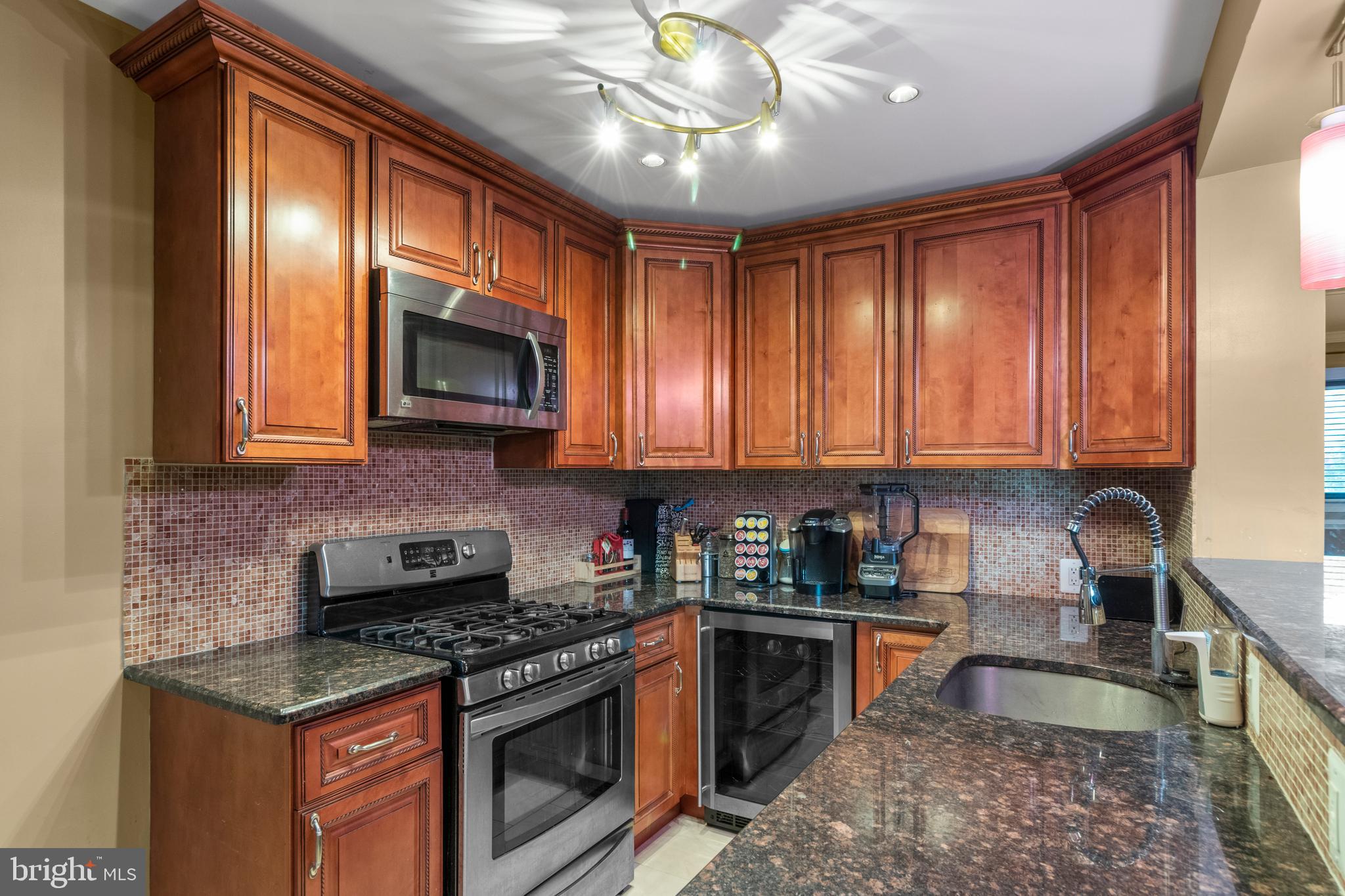 7022 Old York Road Philadelphia, PA 19126 - Photo 9 of 23 Gallery Image 9