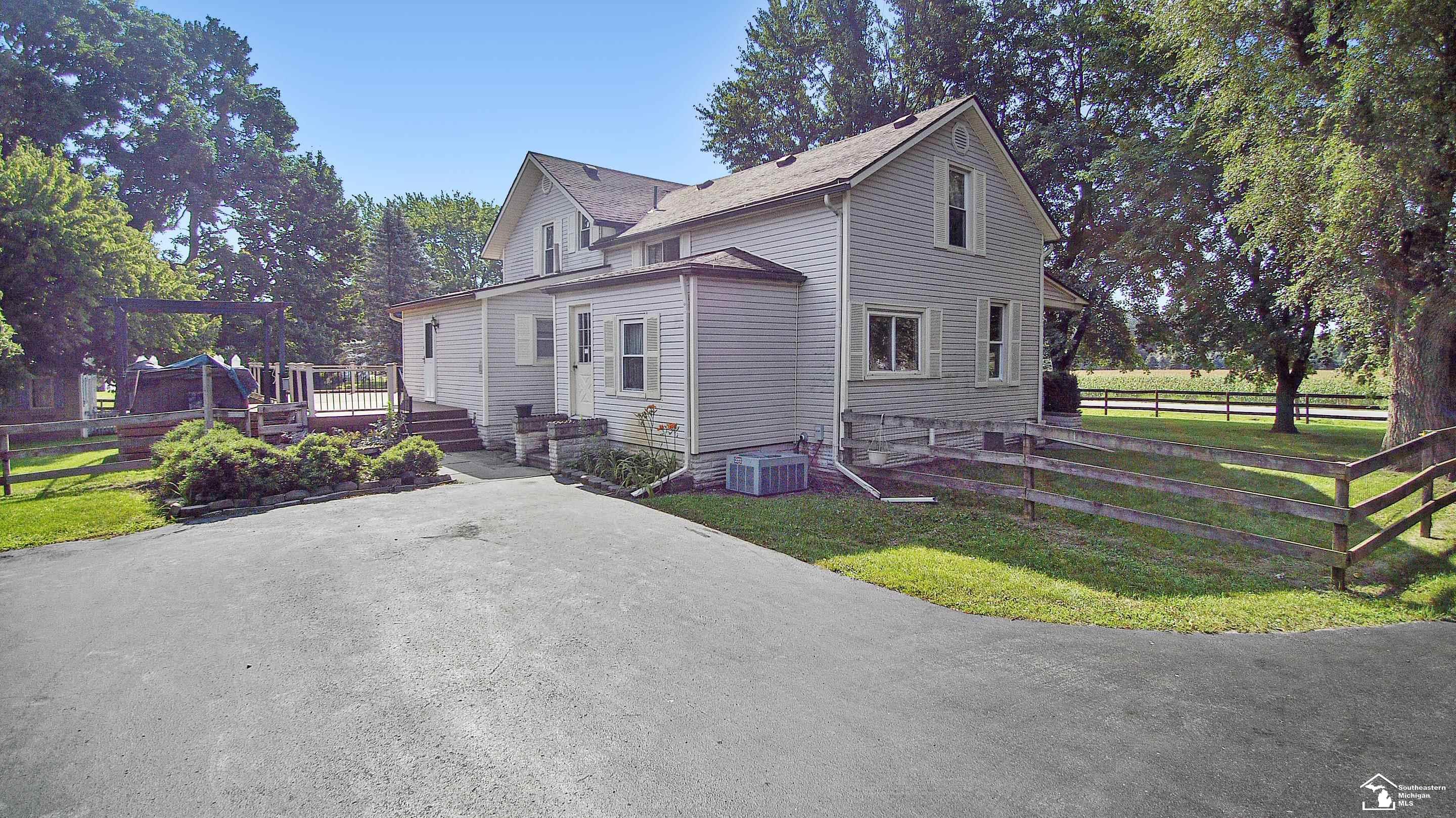 1056 M-151 Roads Monroe, MI 48161 - Photo 4 of 48