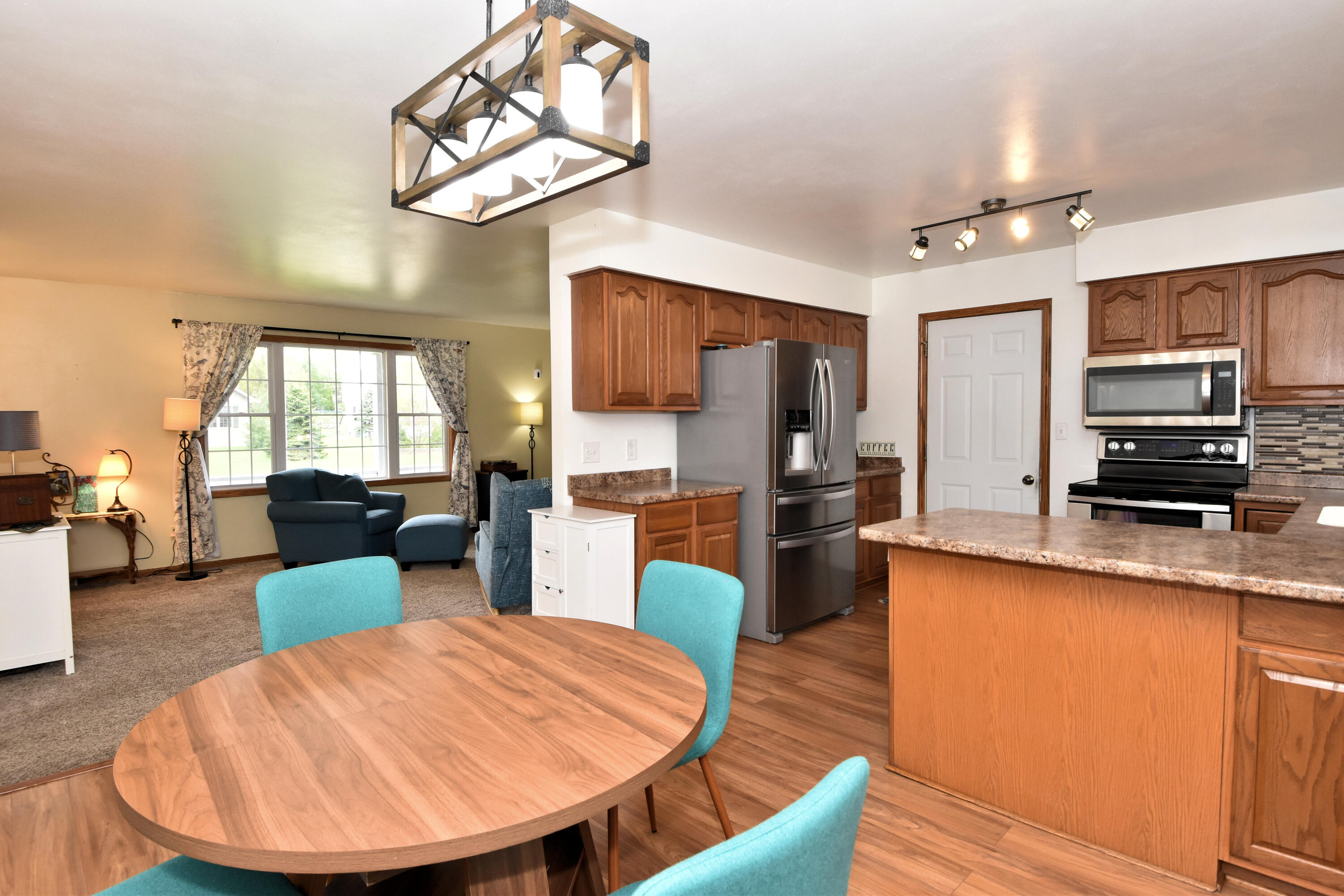 102 Mill Avenue Union Grove, WI 53182 - Photo 5 of 35 dining room