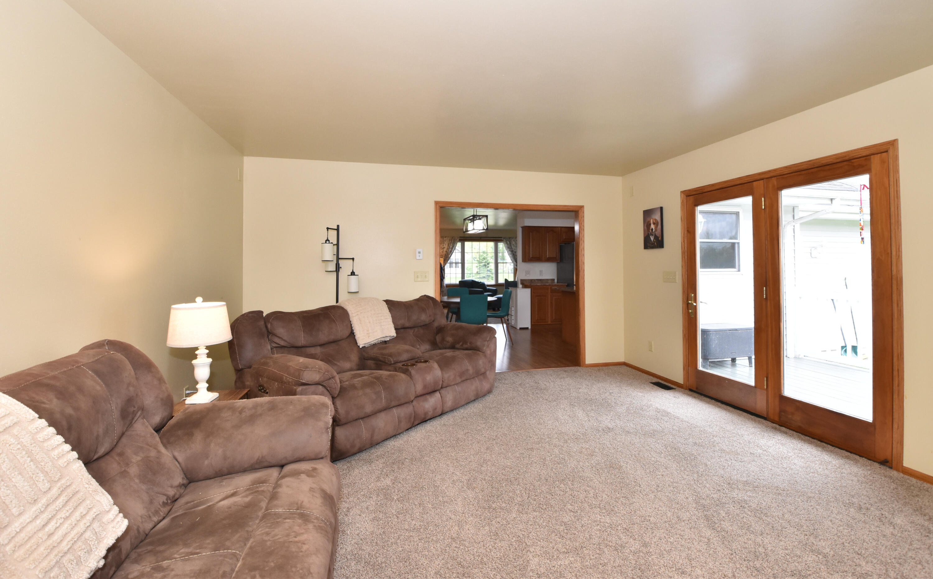 102 Mill Avenue Union Grove, WI 53182 - Photo 9 of 35 family room