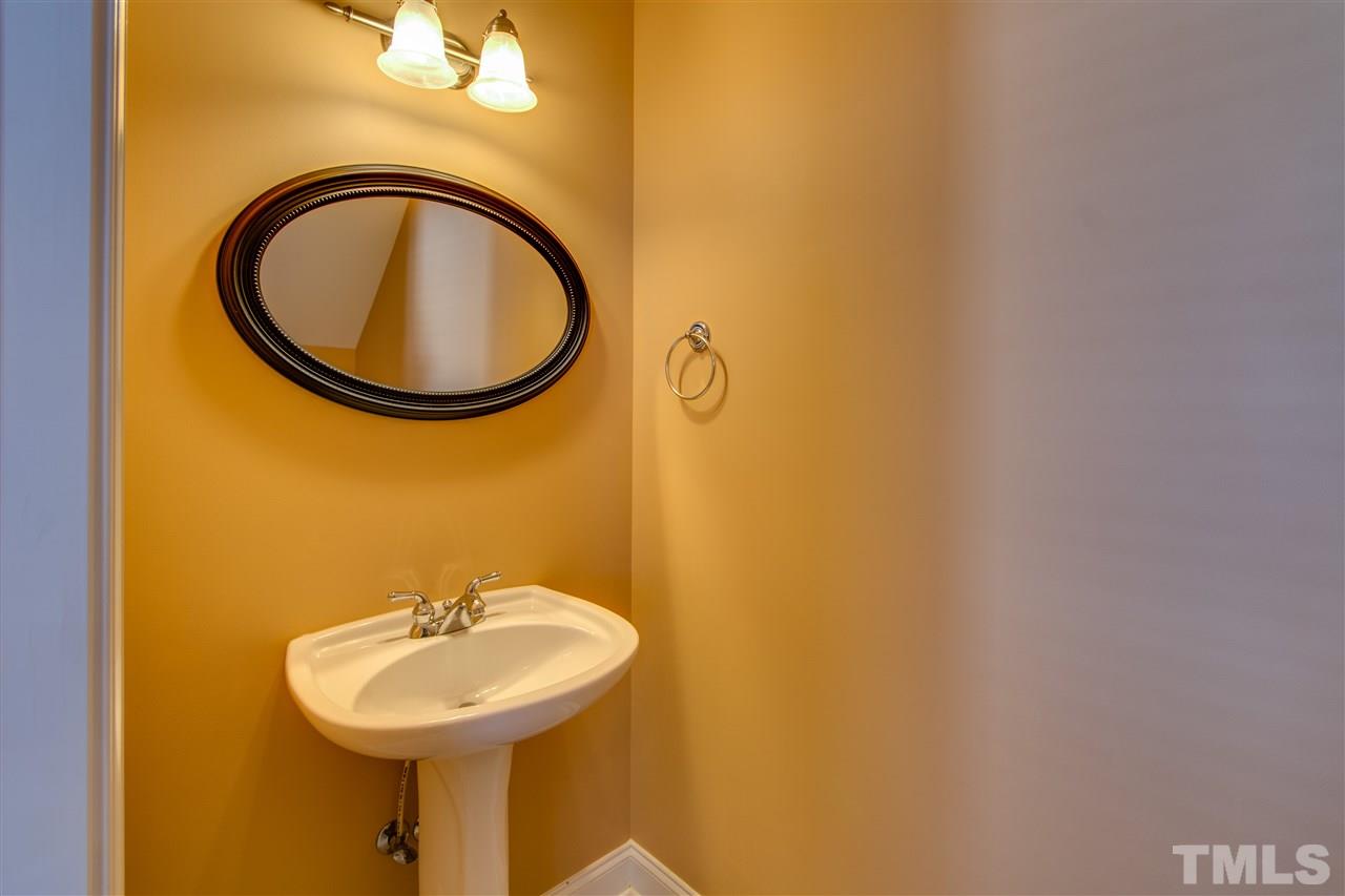 7917 Verona Place Raleigh, NC 27613 - Photo 10 of 24