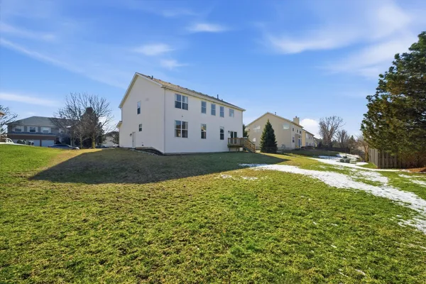 $490,000 | 510 Golden Valley Lane, Algonquin, IL 60102