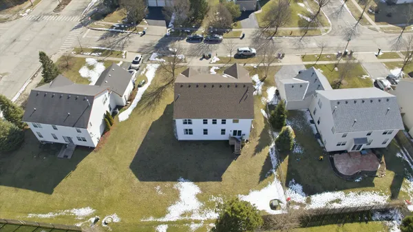 $490,000 | 510 Golden Valley Lane, Algonquin, IL 60102