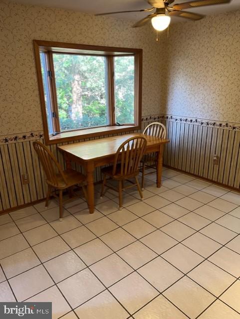 10 Blue Devil Lane Hamilton, NJ 08619 - Photo 5 of 16 a view of a chairs and table in a room