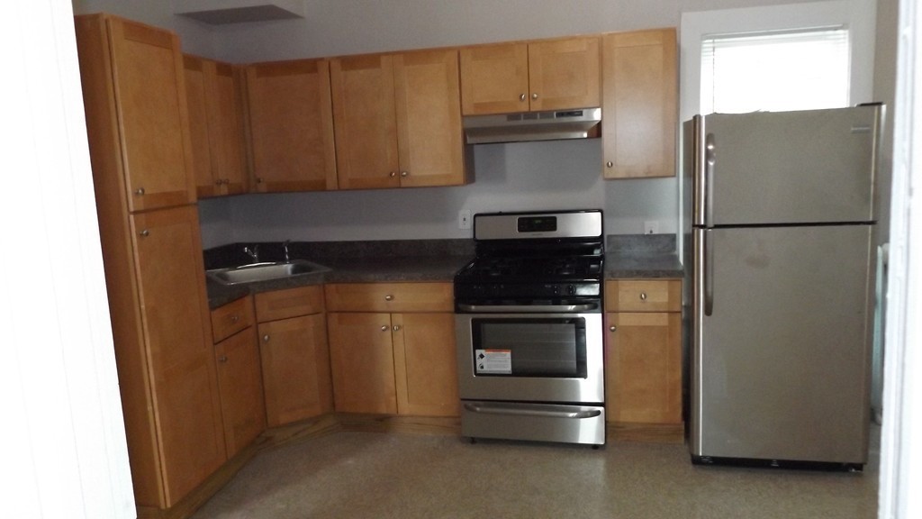 397 Crescent Avenue Chelsea, MA 02150 - Photo 9 of 14