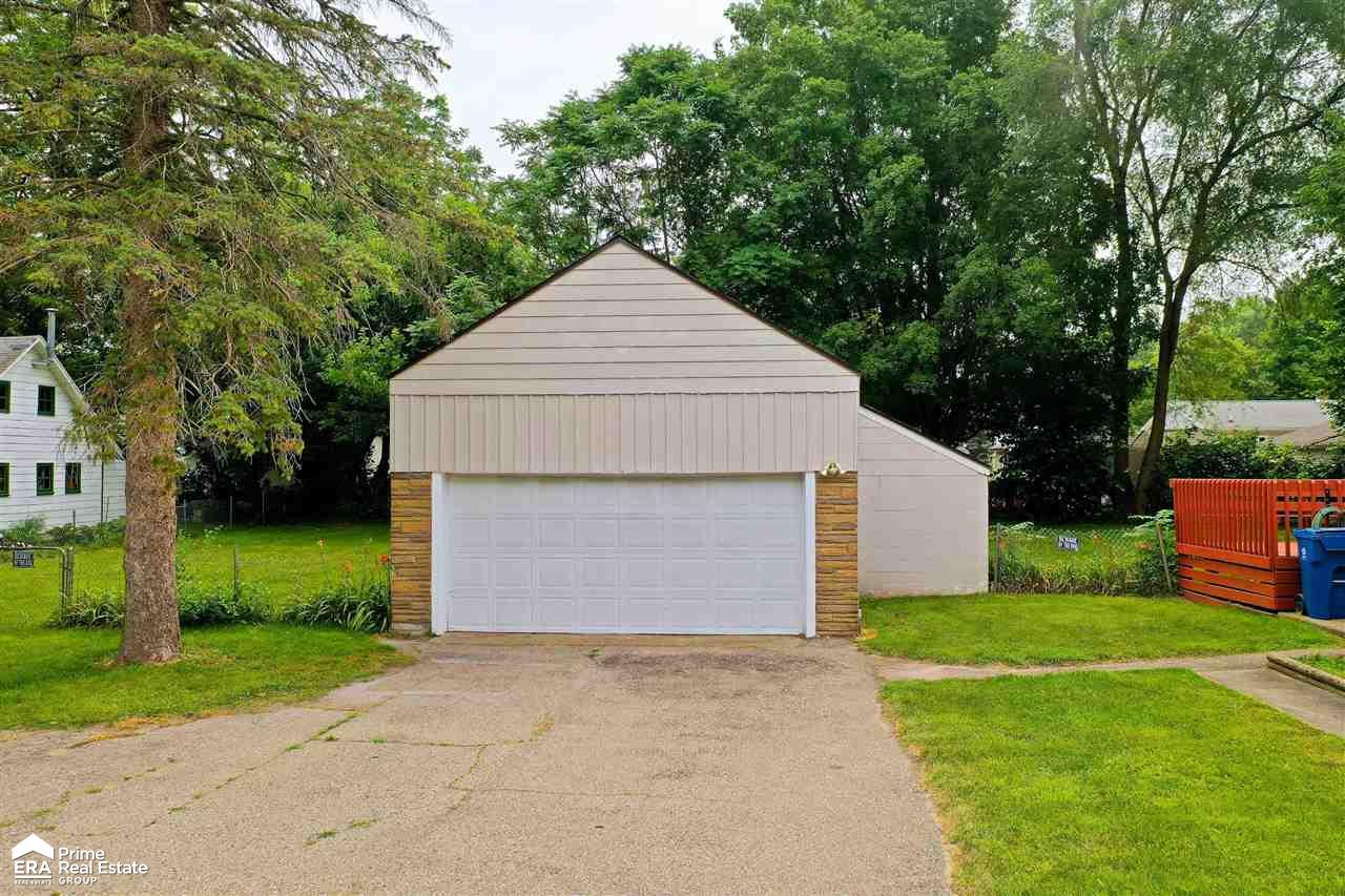 509 Riggs Street Fenton, MI 48430 - Photo 31 of 34
