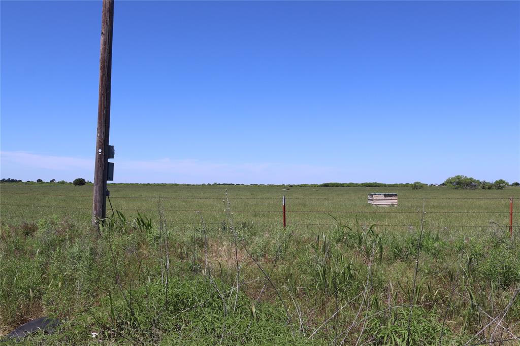 293-acres Deer Creek Road Henrietta, TX 76365 - Photo 9 of 22 a view of an ocean from a yard