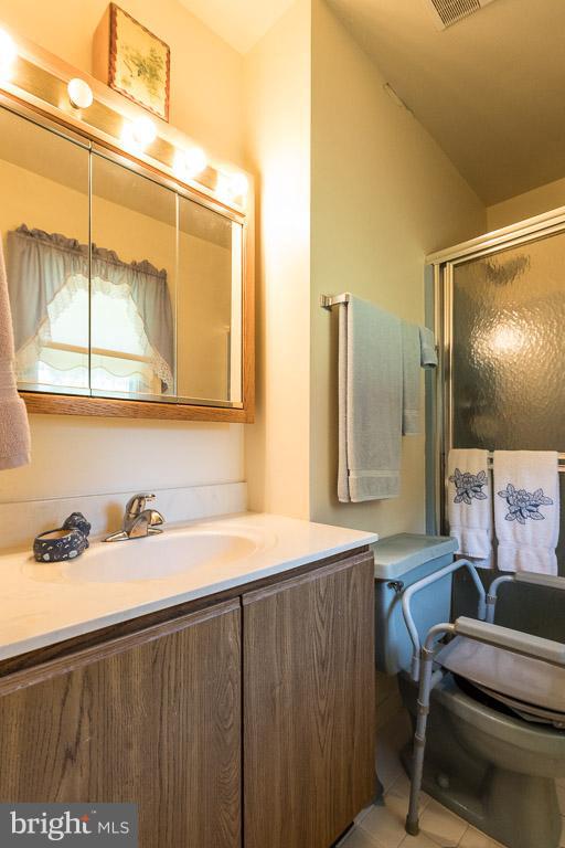 12601 Cherry Tree Crossing Road Brandywine, MD 20613 - Photo 21 of 30 Bath (Master)