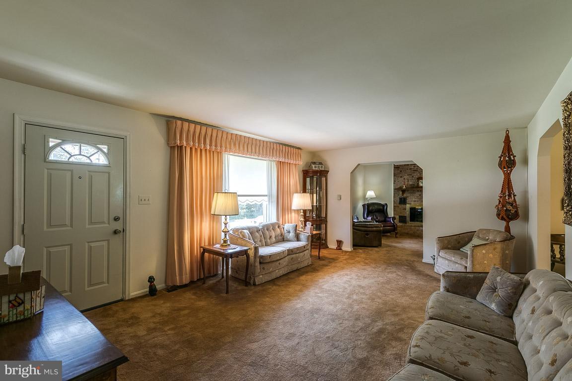12601 Cherry Tree Crossing Road Brandywine, MD 20613 - Photo 5 of 30 Living Room