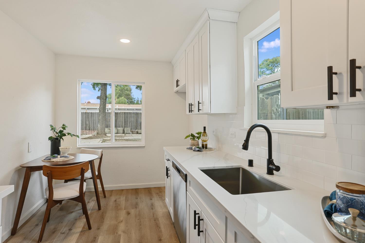 1771 Del Rio Drive Stockton, CA 95204 - Photo 17 of 32 Gallery Image 17