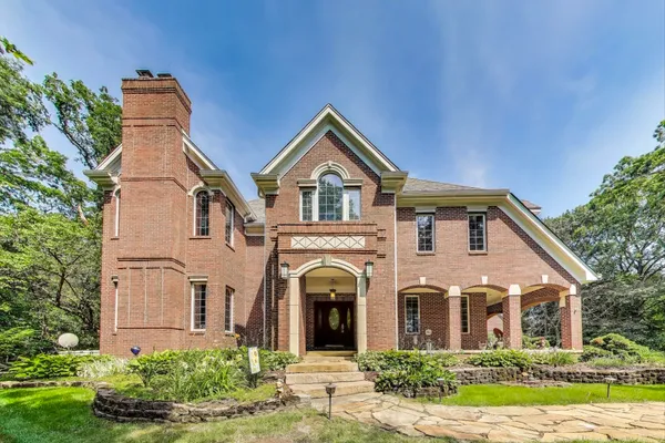 $1,250,000 | 273 Bridlewood Lane, Valparaiso, IN 46385