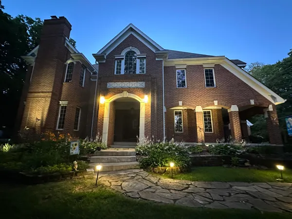 $1,250,000 | 273 Bridlewood Lane, Valparaiso, IN 46385