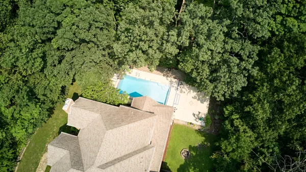 $1,250,000 | 273 Bridlewood Lane, Valparaiso, IN 46385