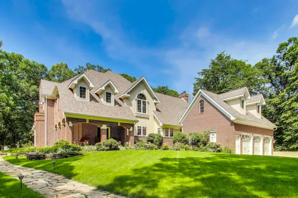 $1,250,000 | 273 Bridlewood Lane, Valparaiso, IN 46385