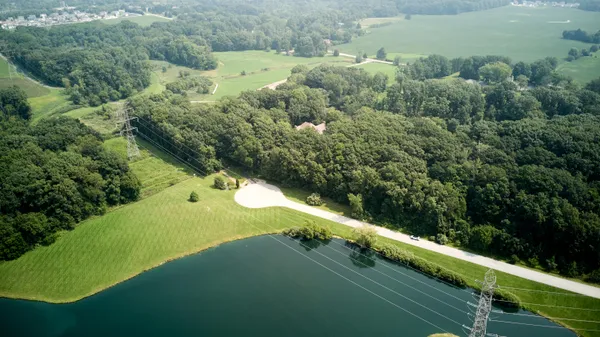 $1,250,000 | 273 Bridlewood Lane, Valparaiso, IN 46385