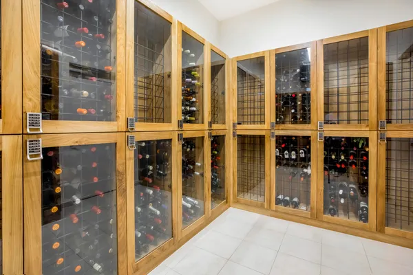 $4,850 | 18 West Victoria Street, Unit 302, Santa Barbara, CA 93101