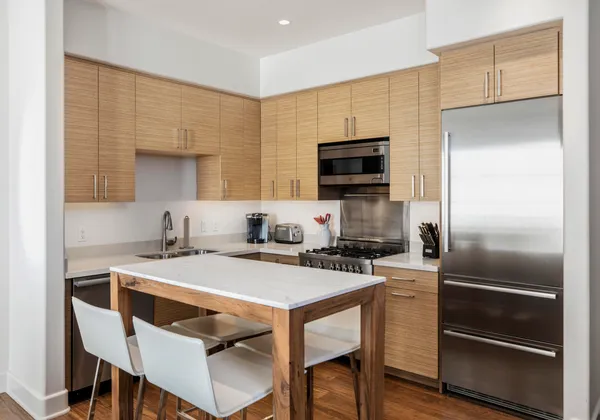 $4,850 | 18 West Victoria Street, Unit 302, Santa Barbara, CA 93101