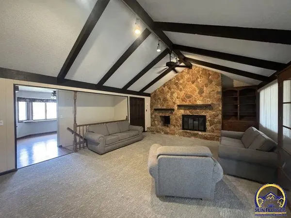 $385,000 | 1206 Wentley Drive, Hiawatha, KS 66434