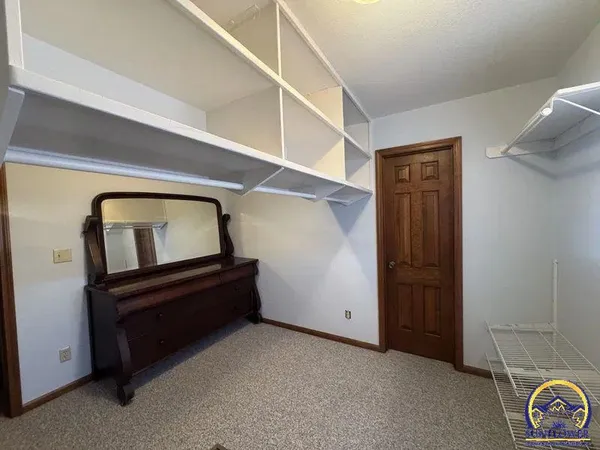 $385,000 | 1206 Wentley Drive, Hiawatha, KS 66434