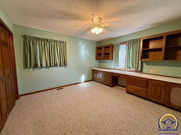 $385,000 | 1206 Wentley Drive, Hiawatha, KS 66434