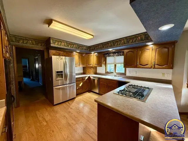 $385,000 | 1206 Wentley Drive, Hiawatha, KS 66434